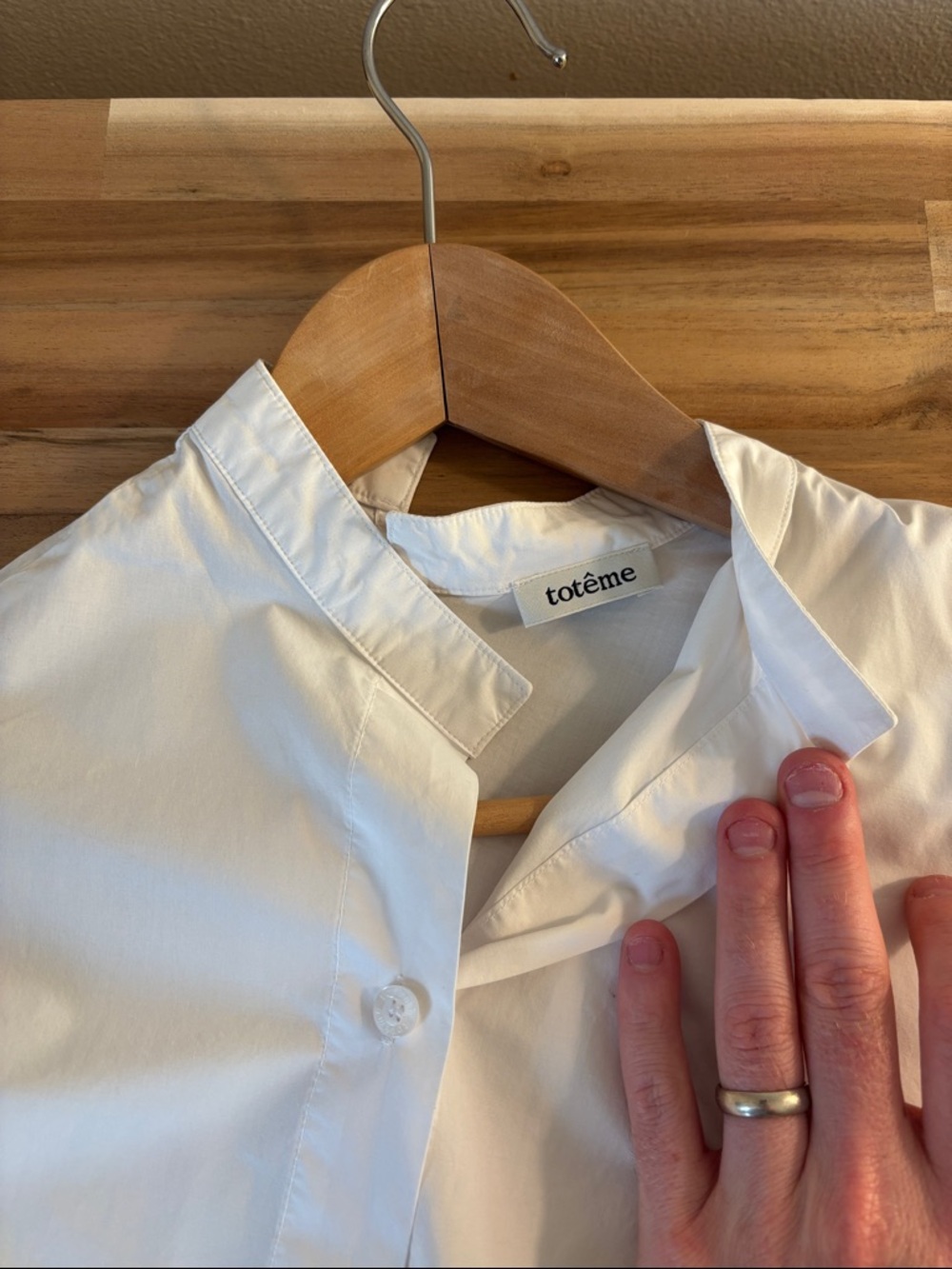 Toteme White Mandarin Collar Button-Front women’s Shirt - Picture 3 of 8